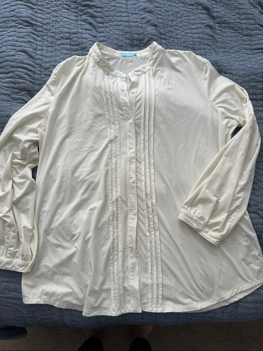 J. McLaughlin Cream Pintuck Button-Up Blouse